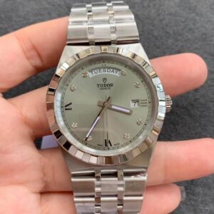 Tudor Royal M28600-0002 V7 Factory Silver Diamond Dial Replica Watch